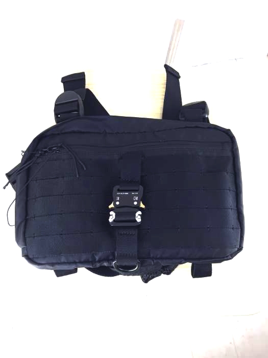 1017 ALYX 9SM（アリクス） チェストリグバッグ メンズ バッグ