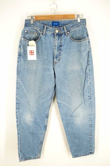 BEAMS （ビームス） バギーテーパードデニム メンズ パンツ – ブランド