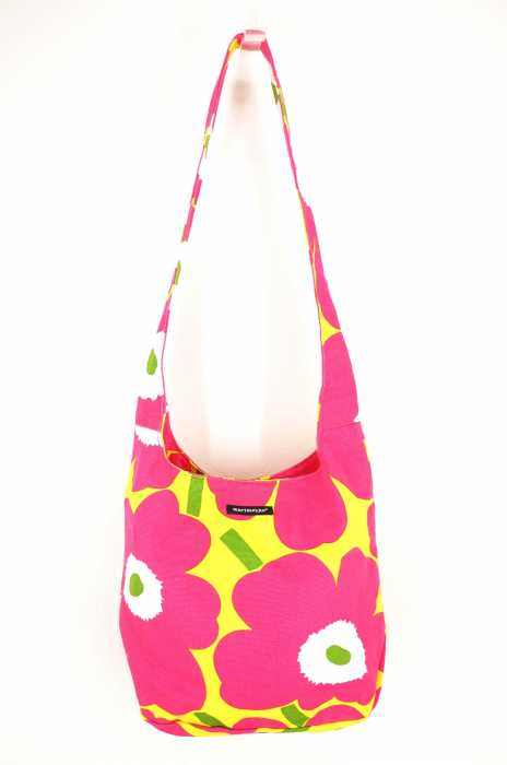 marimekko （マリメッコ） 花柄キャンバスショルダーバッグ レディース バッグ