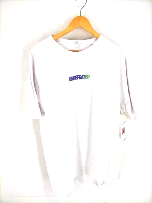 UNDEFEATED（アンディフィーテッド） ロゴプリントTシャツ メンズ トップス