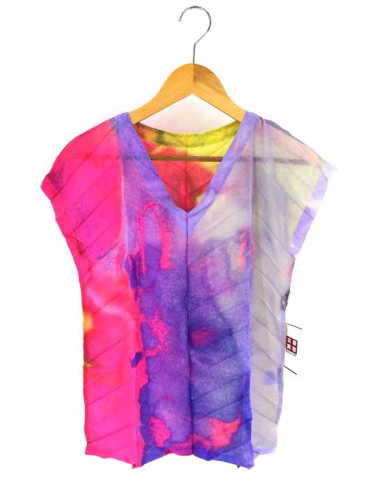 ISSEY MIYAKE（イッセイミヤケ） プリーツ加工Vネックブラウス レディース トップス