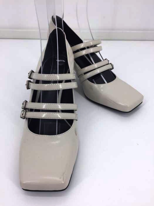 CHARLES & KEITH（チャールズキース） スクエアトゥヒールブーツ レディース シューズ
