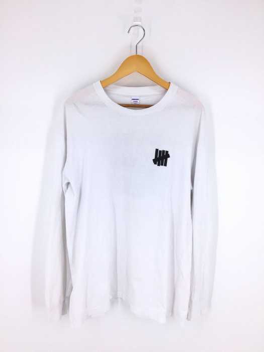 UNDEFEATED （アンディフィーテッド） ロゴ入りクルーネックカットソー メンズ トップス