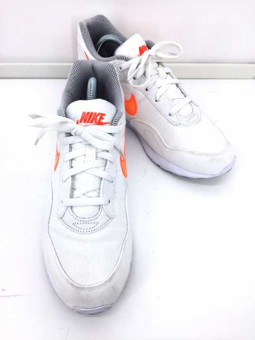 NIKE（ナイキ） OUTBURST LX WHITE/HYPER CRIMSON-LASER FUCHSIA メンズ シューズ