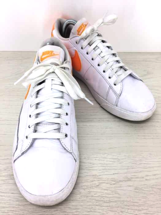 NIKE（ナイキ） BLAZER LOW LE ナイキ ウィメンズ ブレザー ロウ スエード ホワイトオレンジ レディース スニーカー メンズ シューズ