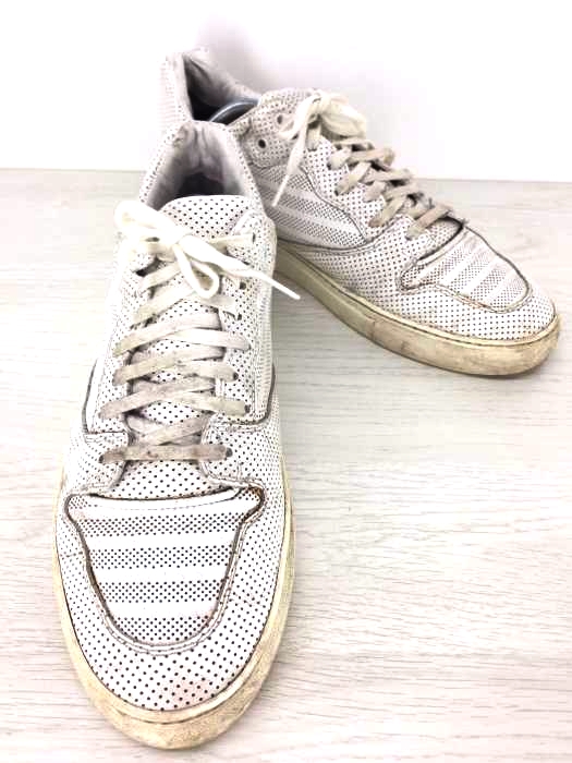 BALENCIAGA（バレンシアガ） パンチングレザー ローカットスニーカー メンズ シューズ