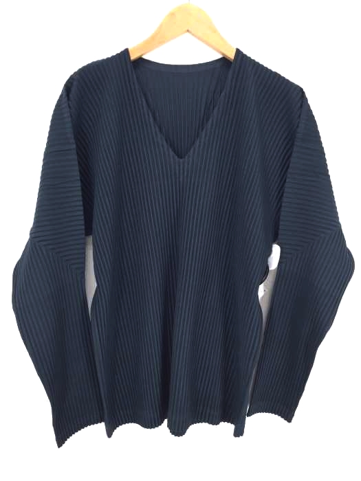 HOMME PLISSÉ ISSEY MIYAKE（オムプリッセ イッセイミヤケ） Vネックプルオーバー メンズ トップス