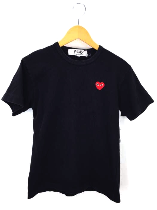 PLAY COMME des GARCONS（プレイコムデギャルソン） ハートワッペン付きtシャツ メンズ トップス