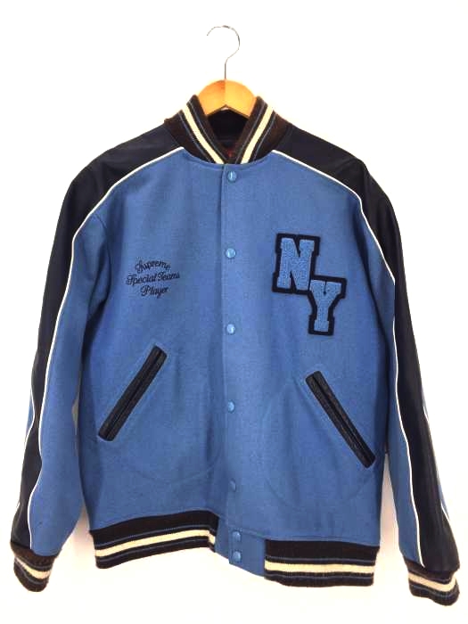 Supreme(シュプリーム) NYロゴワッペン付きスタジャン アーチロゴ 紙タグ メンズ アウター