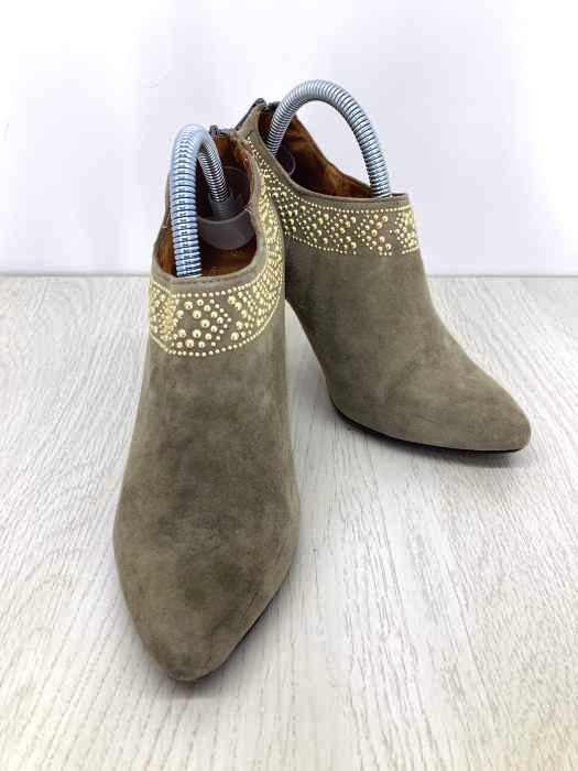 Sara Jones London（サラジョーンズロンドン） マイクロスウェードスタッズヒール レディース シューズ