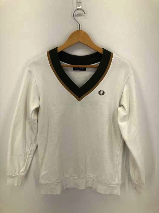 FRED PERRY（フレッドペリー） ワンポイントロゴvネックトレーナー メンズ トップス