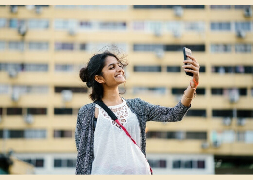 YouCam and Cosmopolitan enter new partnership to bring first print-to-digital AR experience