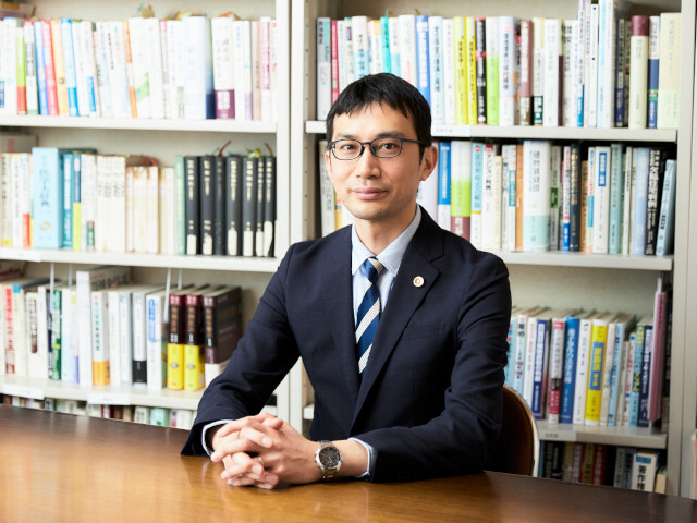 弁護士 鶴羽 良弘（段貞行法律事務所）