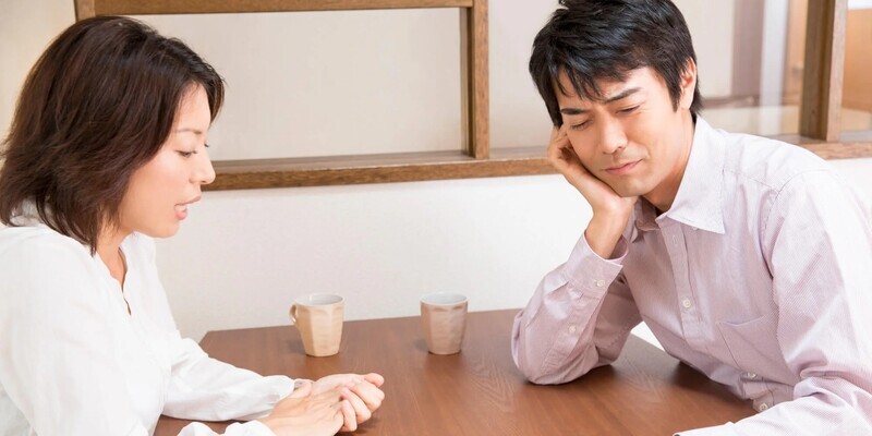 夫の不倫|落ち着いて!妻がとるべき行動と離婚する場合の対処法