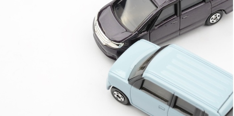 追突事故の過失割合は100:0が基本？例外的なケースや示談交渉の注意点も解説