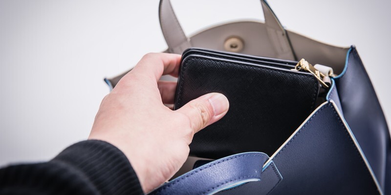 【被疑者向け】お金を取られた証拠がないのに逮捕？3つのケースと取るべき対応