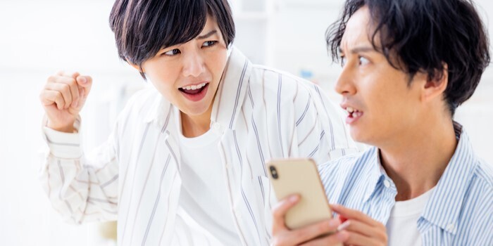 浮気した恋人に慰謝料請求できる？請求できるケース・慰謝料相場を解説
