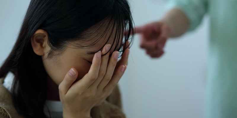 浪費癖が原因の離婚｜借金の返済義務・慰謝料請求・証拠の集め方を解説