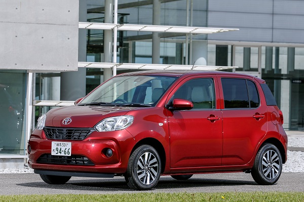 マーチ アコード なぜこうなった 混迷のモデルチェンジ車たち 自動車情報誌 ベストカー
