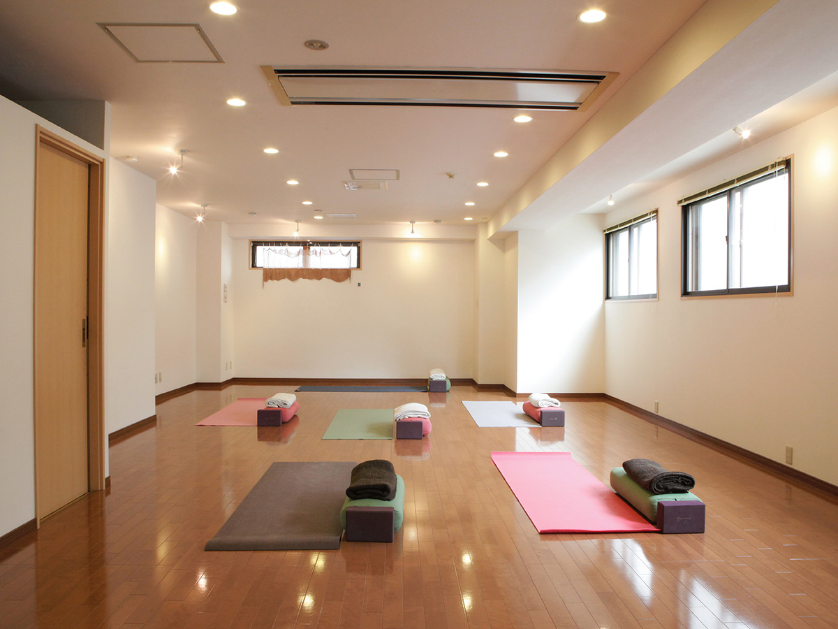 SMILE YOGA (スマイルヨガ)のレッスン風景1