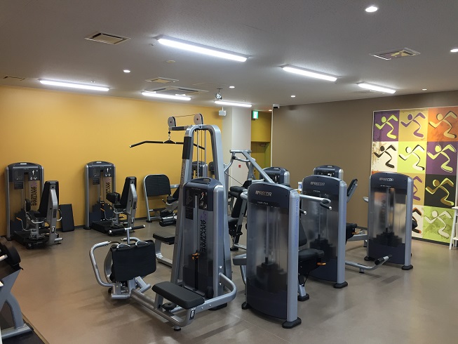 エニタイムフィットネス浦安東野店のスタジオ風景