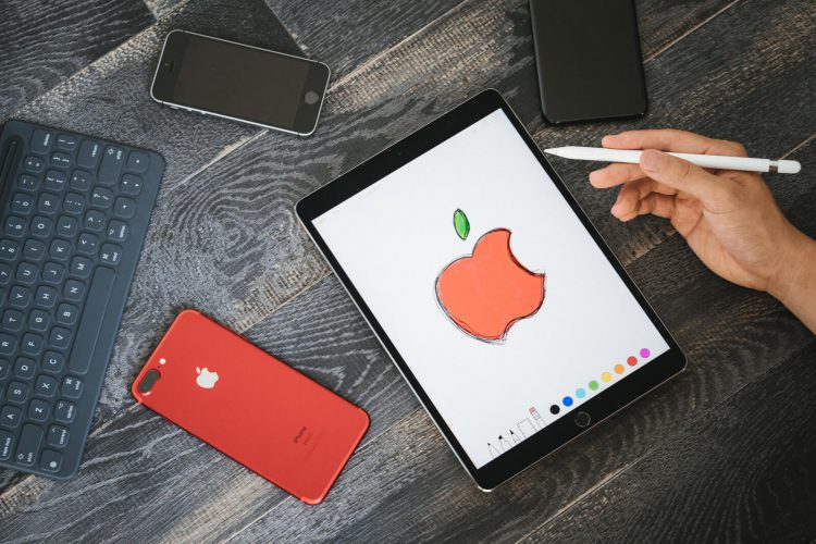 iPhoneとiPadのAppleのロゴ