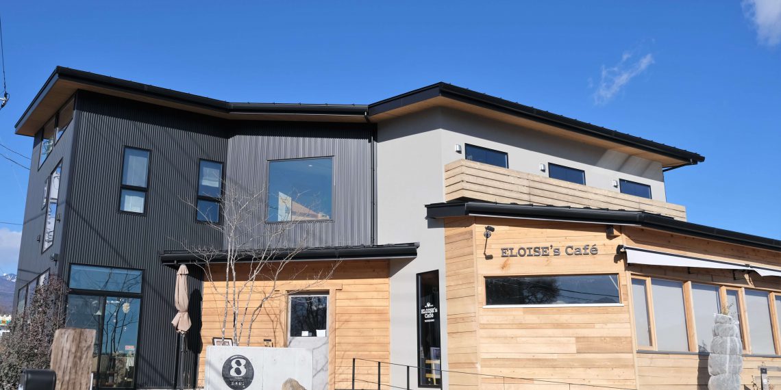 山梨県に格安スマホ・スマホ修理のX-mobile北杜長坂店がオープン