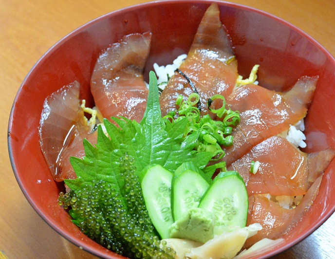 ネギトロ丼(500円)