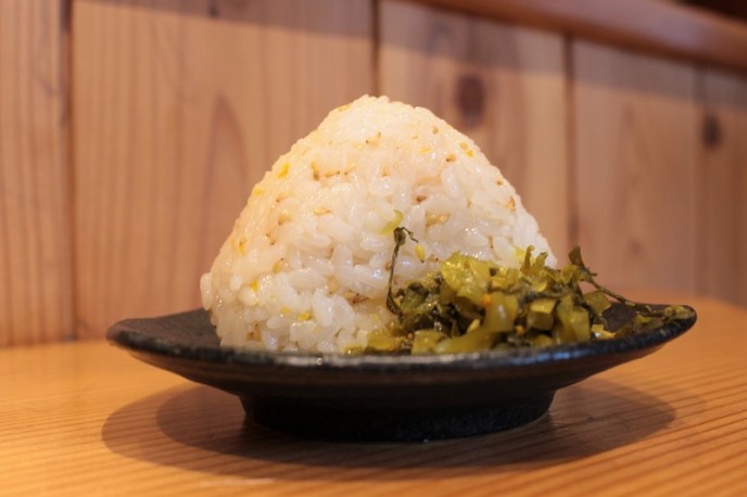 おにぎり100円