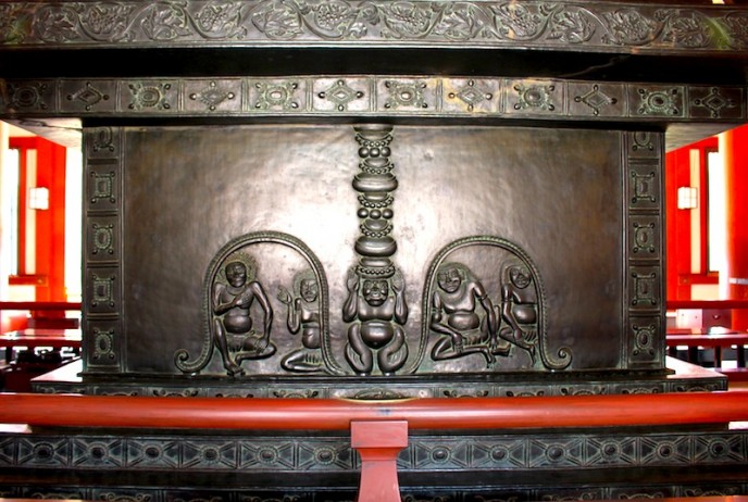 薬師如来台座(国宝)