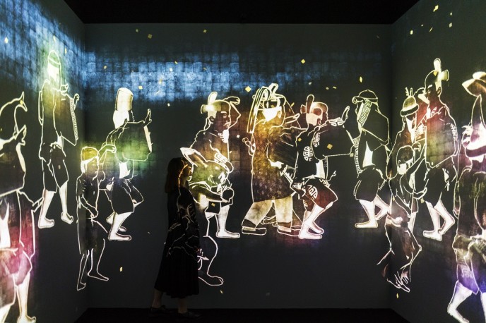 『Walk, Walk, Walk: Search, Deviate, Reunite』photo by teamLab