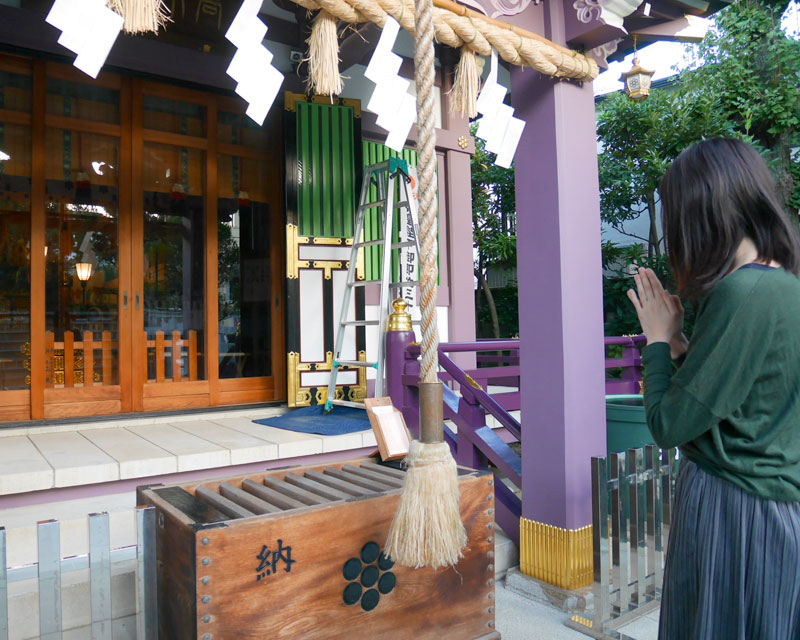 神社での拝礼は基本“二礼二拍手一礼”