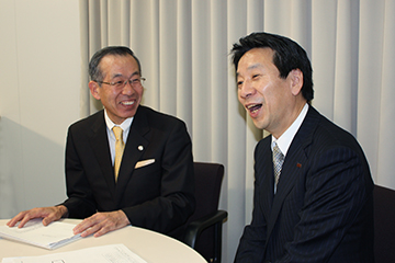 特報!「2018年度税制改正大綱」の対談を最速でライブ配信!