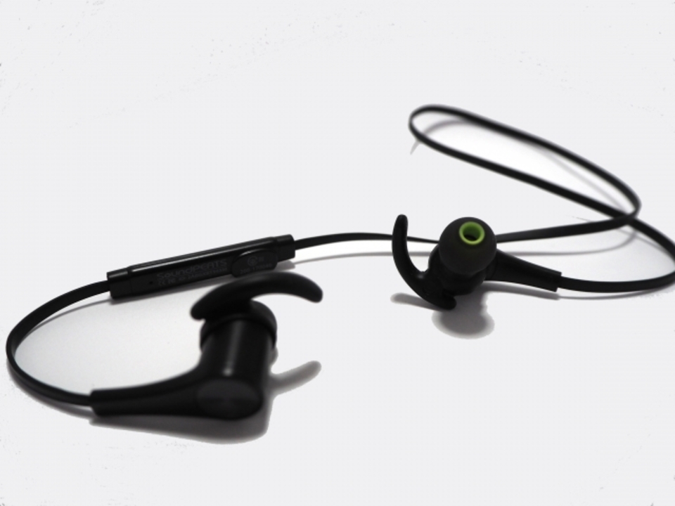 イヤホンマイクとは何か徹底解説 Iphoneやスマホで使えるの Boatマガジン 家電からwebサイトまで 今の商品を 知る メディア