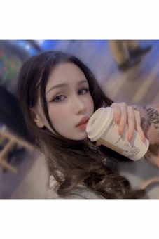 るり
