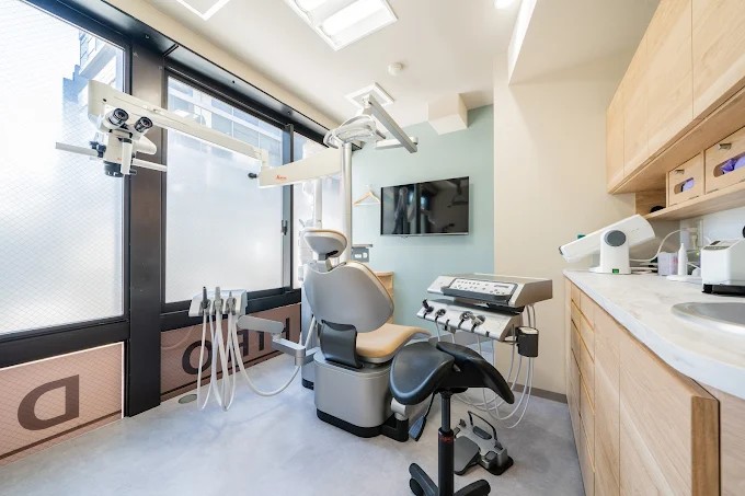 赤坂ひろデンタル SMILE DESIGN&WORKSのサムネイル