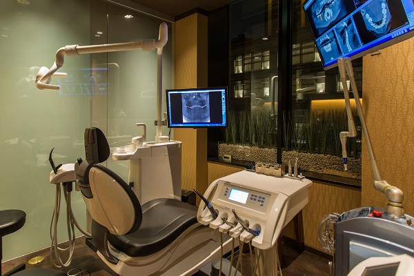 医療法人社団TeethAlignment 東京日本橋AQUA日本橋歯科・矯正歯科包括CLINICの歯科衛生士求人その他画像4