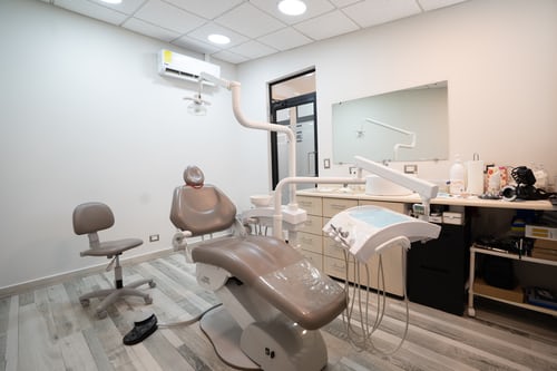 医療法人　ＯＲＡＬＩＳＳ　くつい歯科クリニックのサムネイル