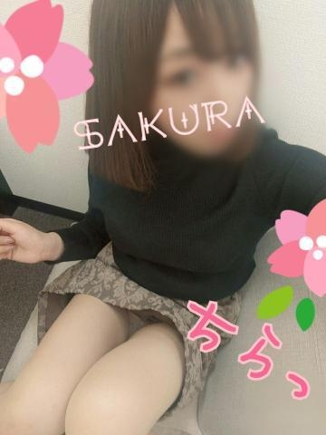 明日は遅番です♪