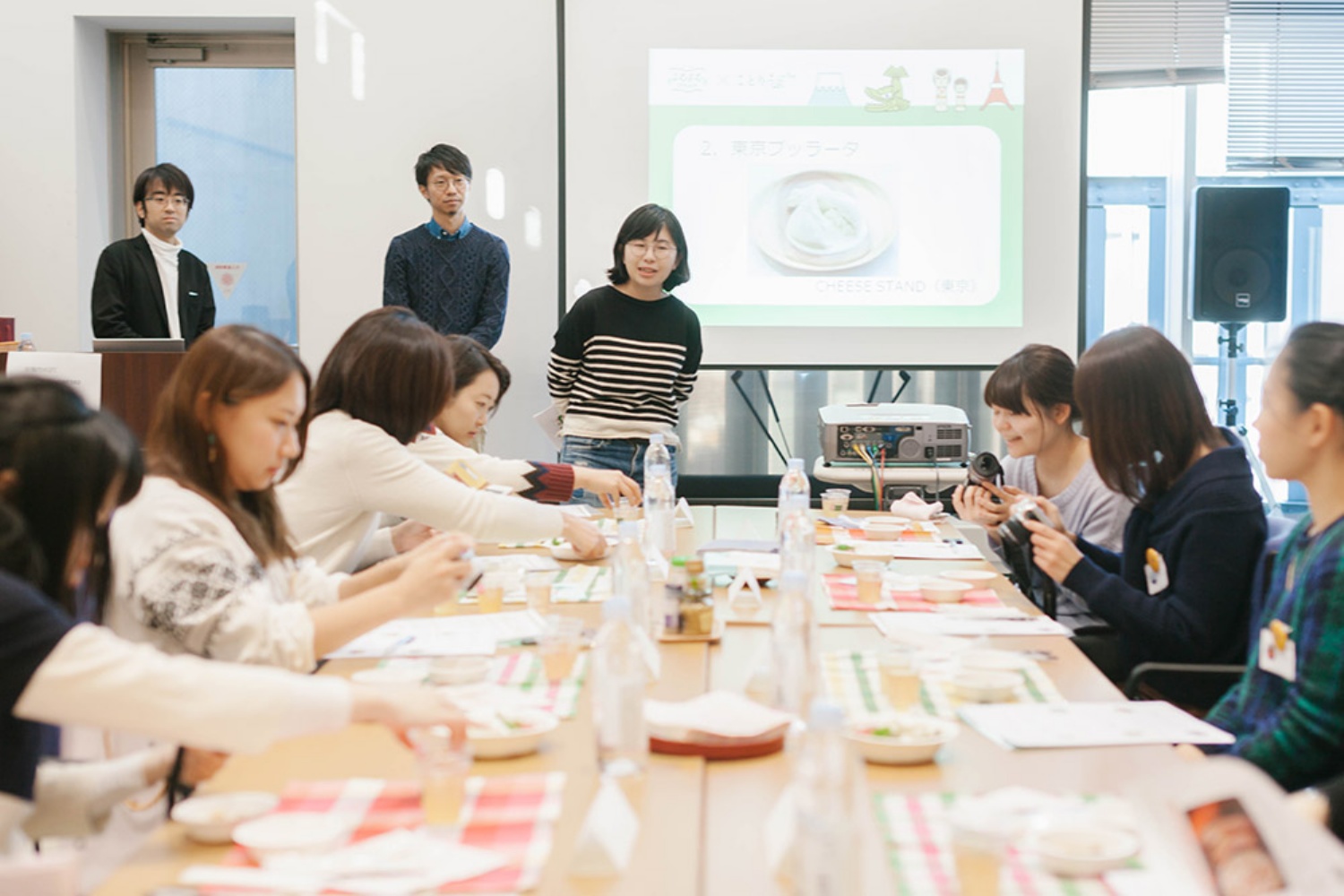 よむよむカラメル編集部のスタッフが1点ずつ解説しました。