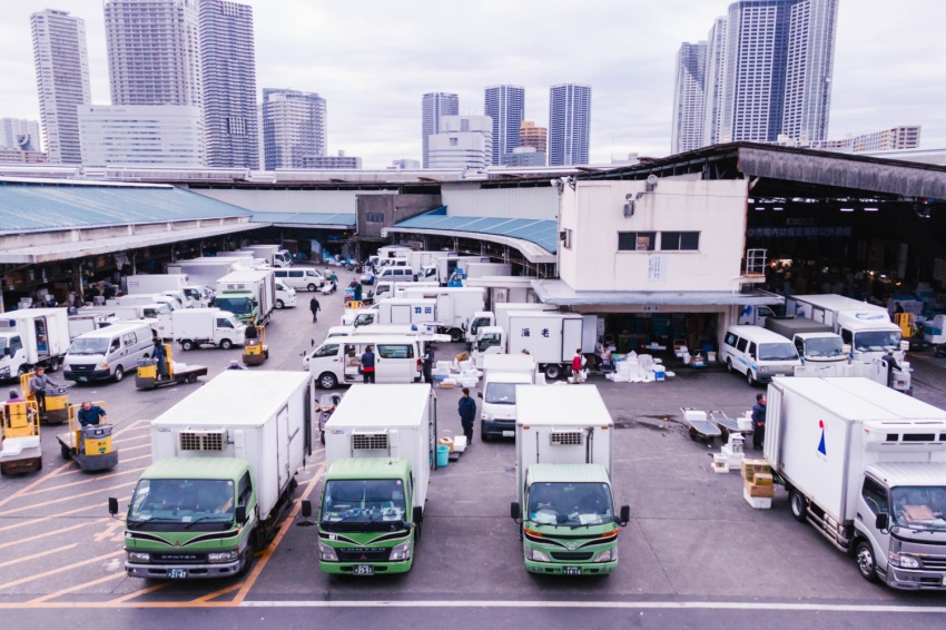 ここが築地場内。