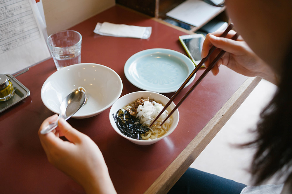こちらが「一杯麺」お茶碗サイズがうれしい。