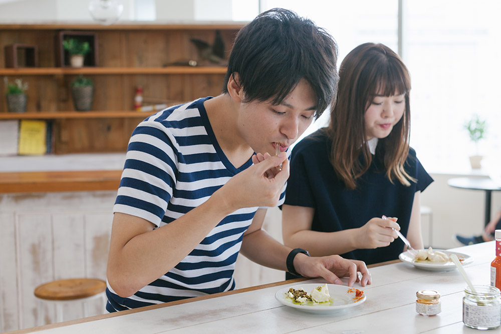 い、いただきます。