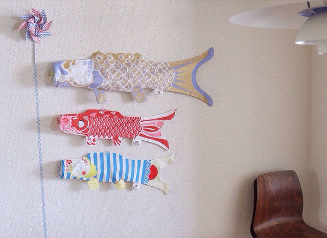 花柄にレインボー 女の子にも愛される パリ発 の鯉のぼり