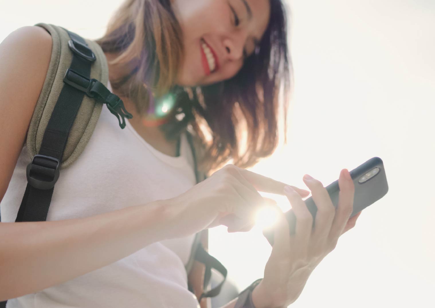 WiFi分享器:女性使用手機連線網路暢行無阻