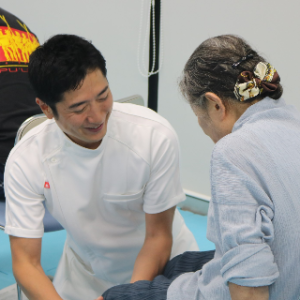 岩間良充鍼灸整骨院ホスピスト