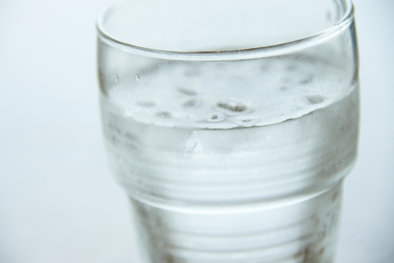 コップに入った水