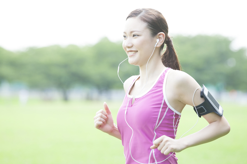 ジョギングをしている女性