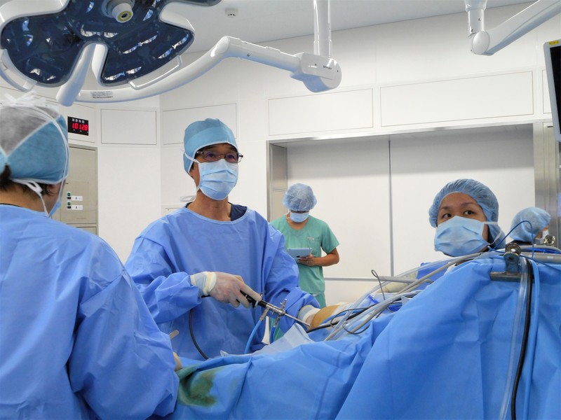 関節手術の様子