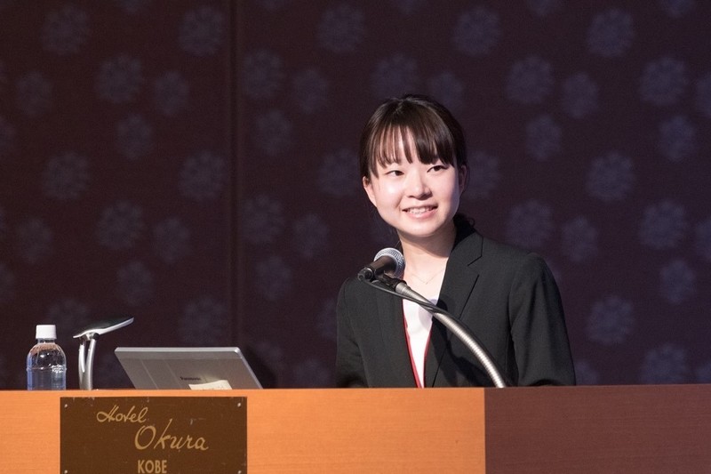 発表を行う田尻久美子先生